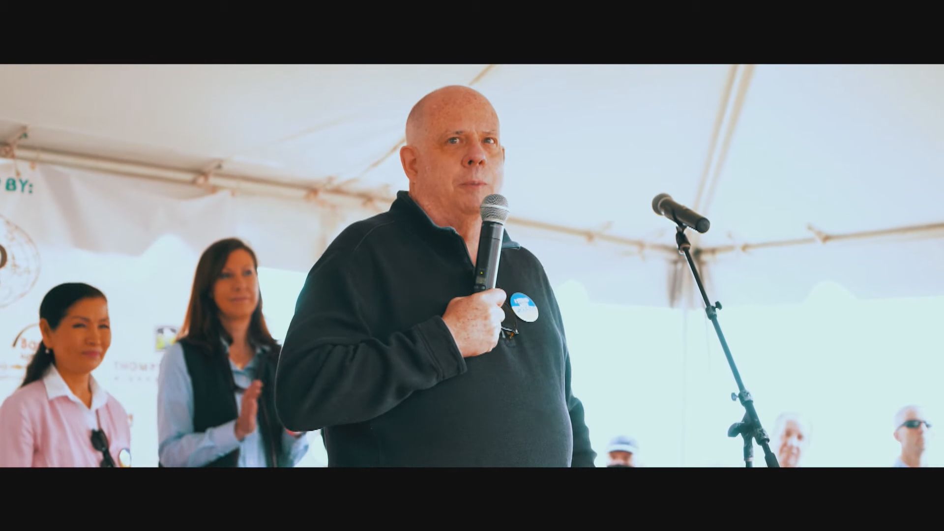 美前州長霍根不參加共和黨總統初選