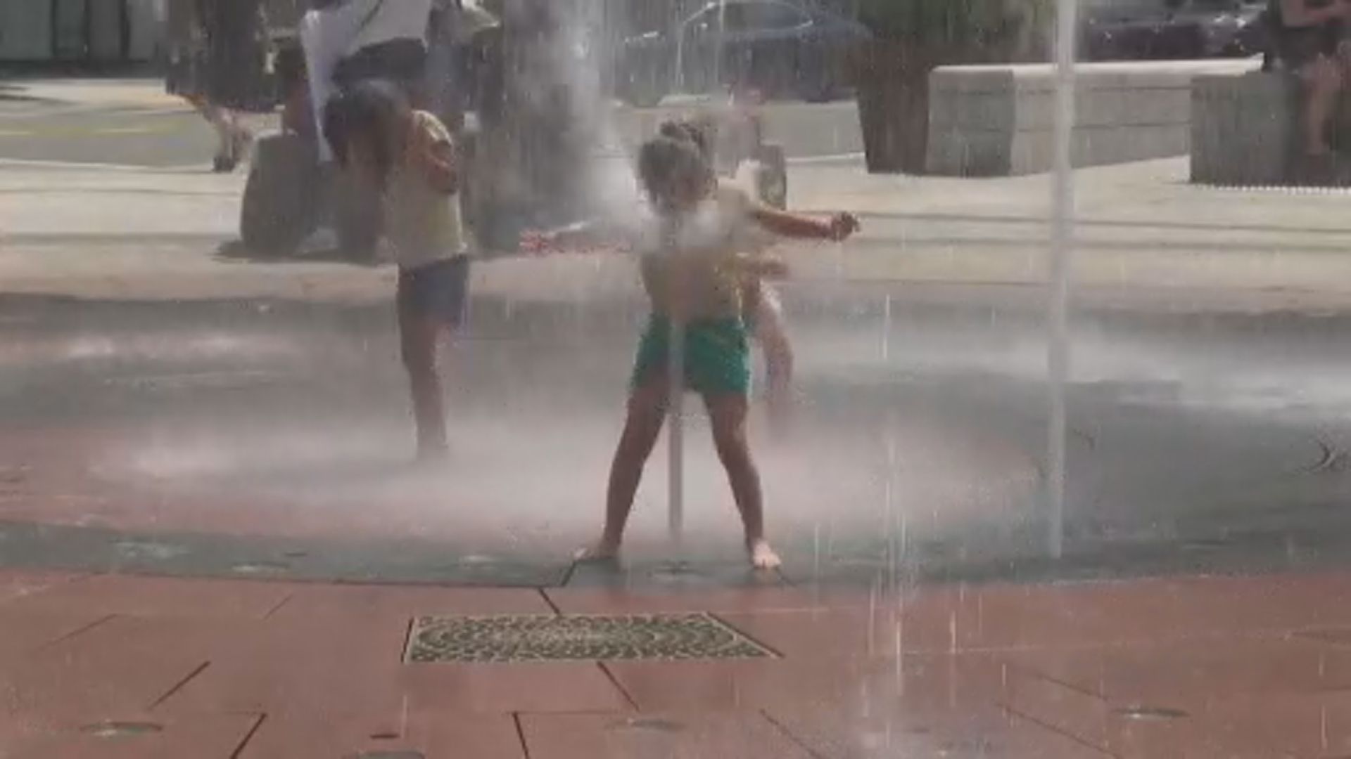 紐約、波士頓等地受熱浪侵襲