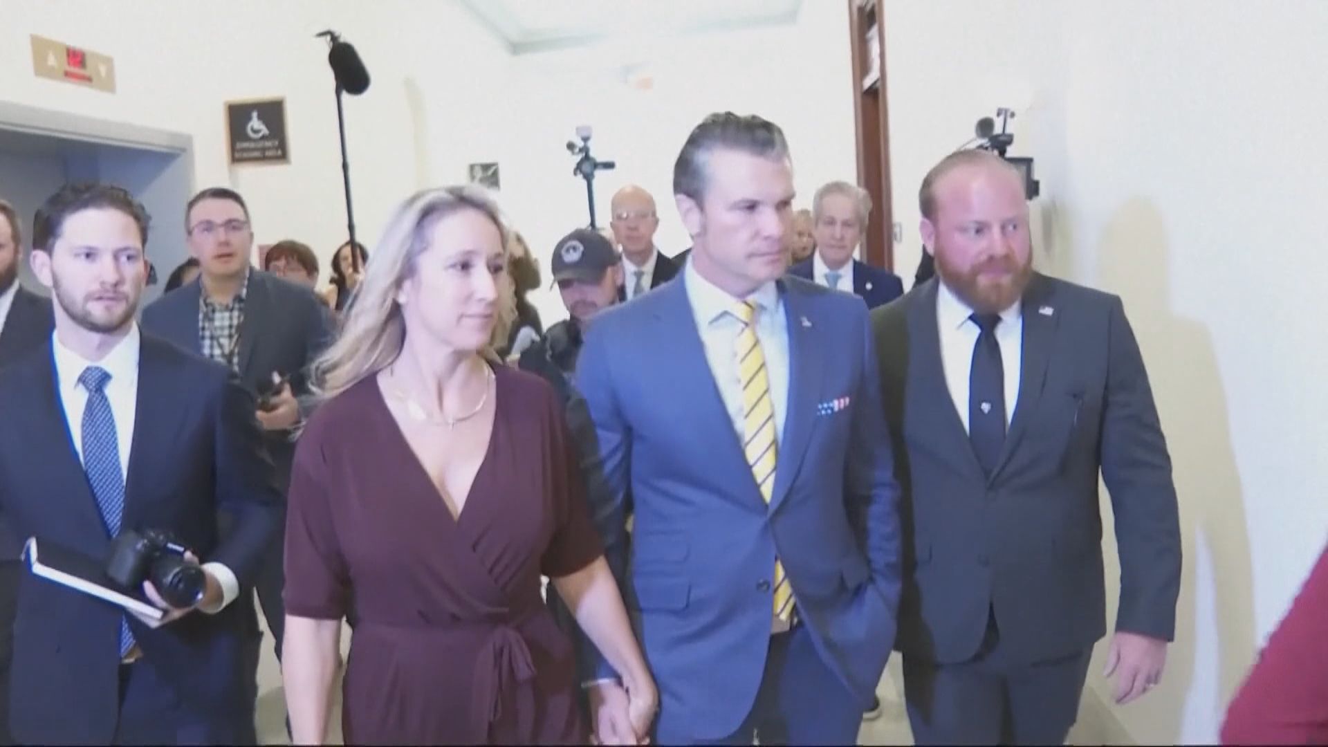 報道指美防長海格塞斯曾攜妻參加機密會議