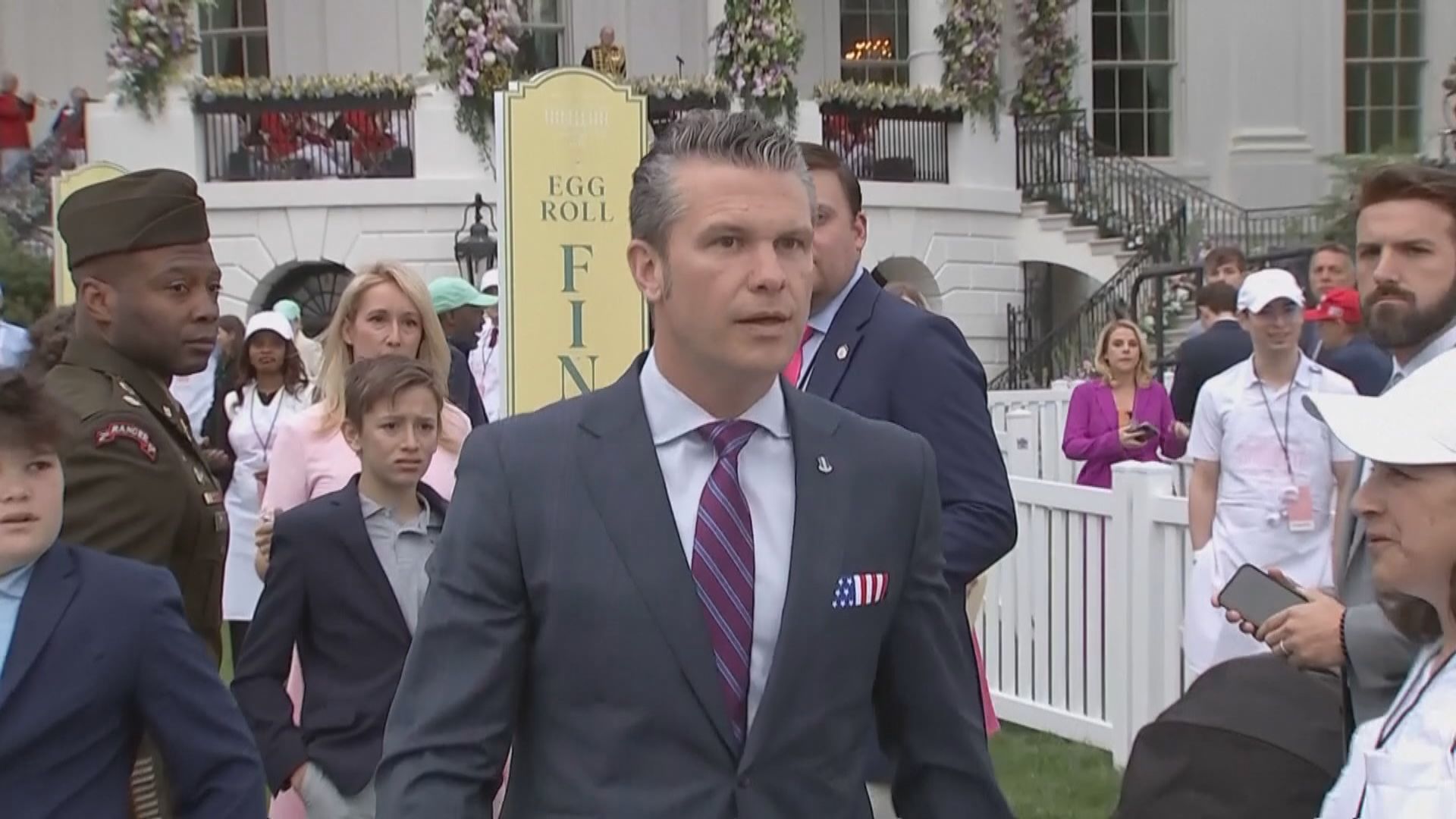 美防長被指於國防部以公共連線用Signal