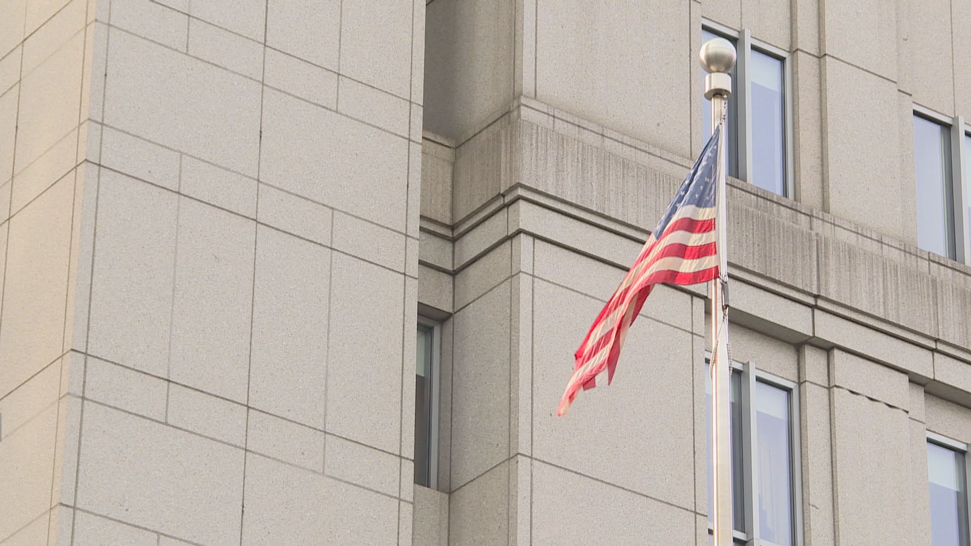 塞內加爾前外長作供　稱不滿何志平所給報酬