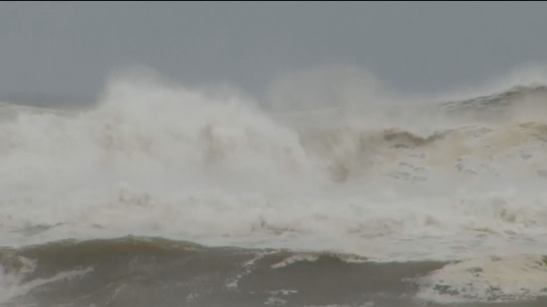 颶風邁克爾登陸佛州西北部後減弱　至少一死