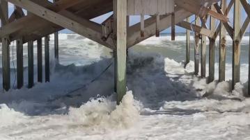颶風埃林逼近美國東岸　北卡州離島下撤離令　紐約市泳灘關閉