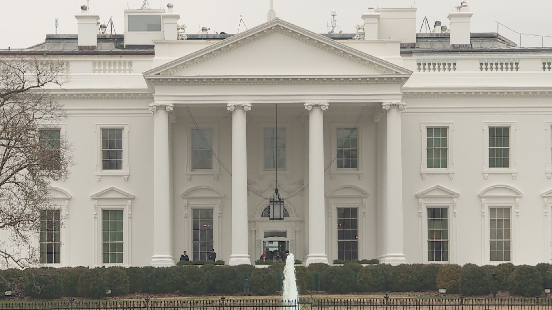 美參議院就彈劾審訊舉行宣誓儀式　下周二正式聆訊