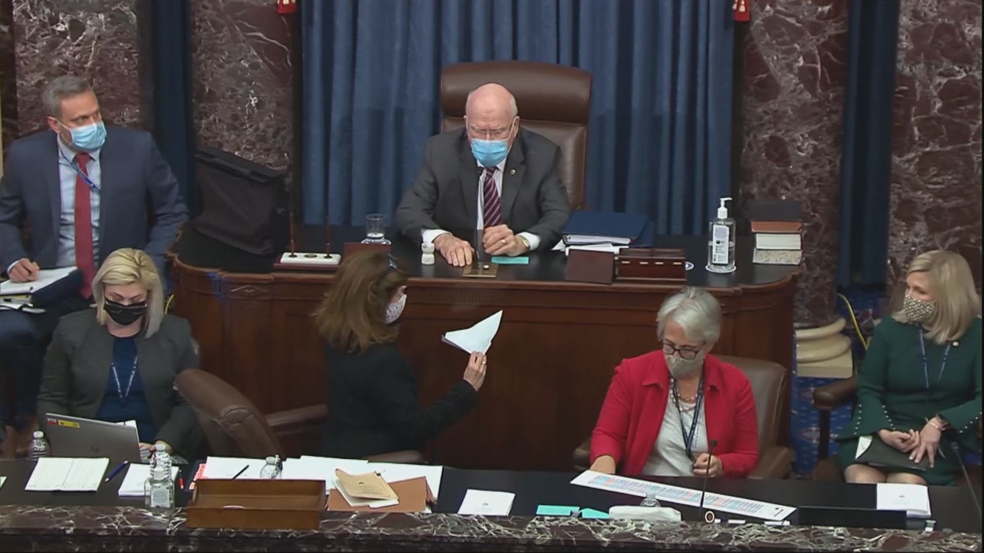 特朗普彈劾聆訊展開　首日辯論是否合憲