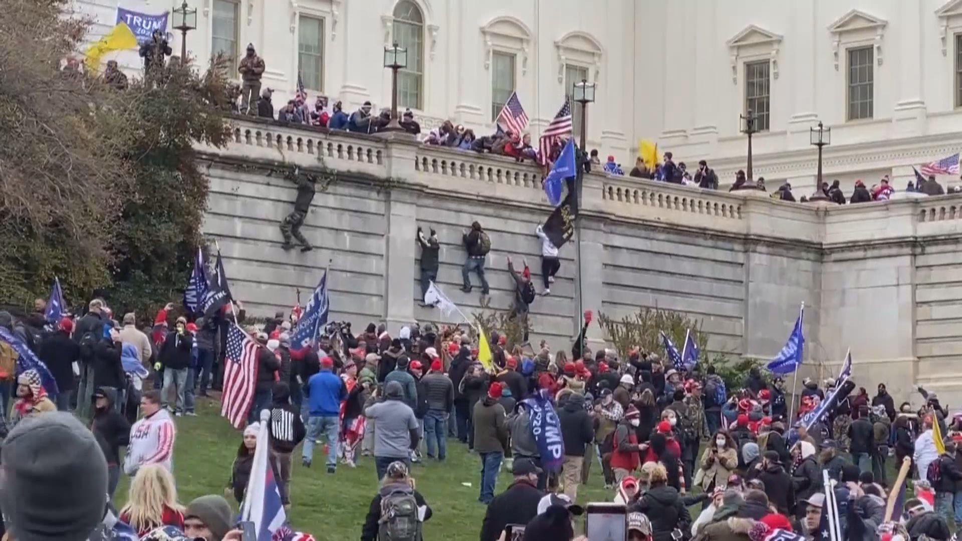 特朗普煽動叛亂彈劾案獲判無罪　民主黨被質疑舉證粗疏