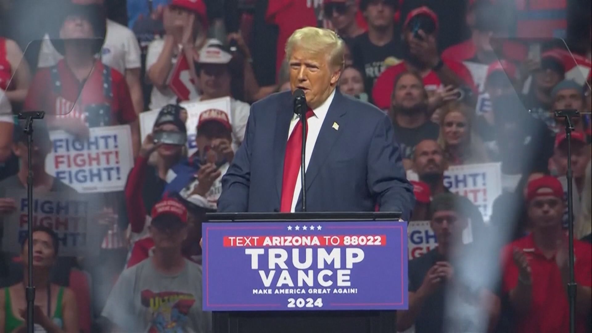 特朗普稱購買伊朗石油者將被禁與美國做生意