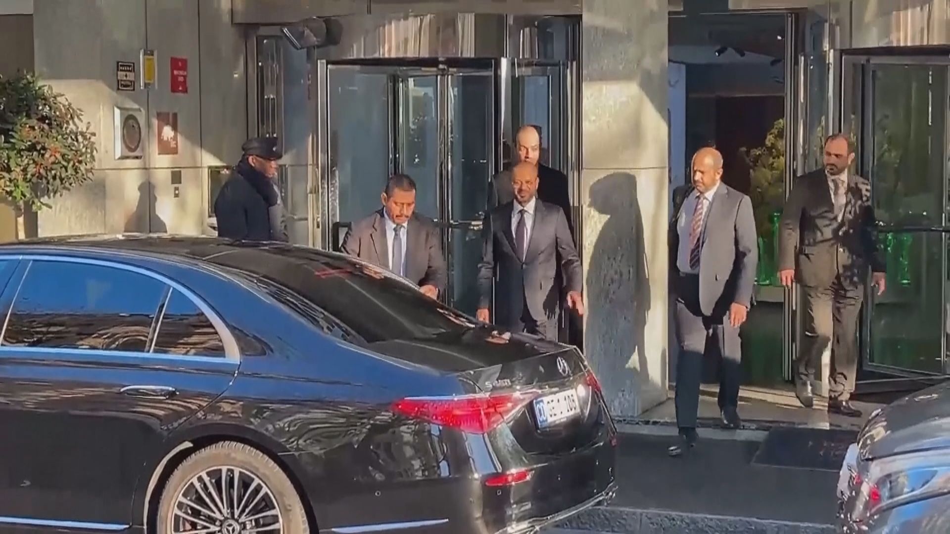 美伊展開第三輪間接談判