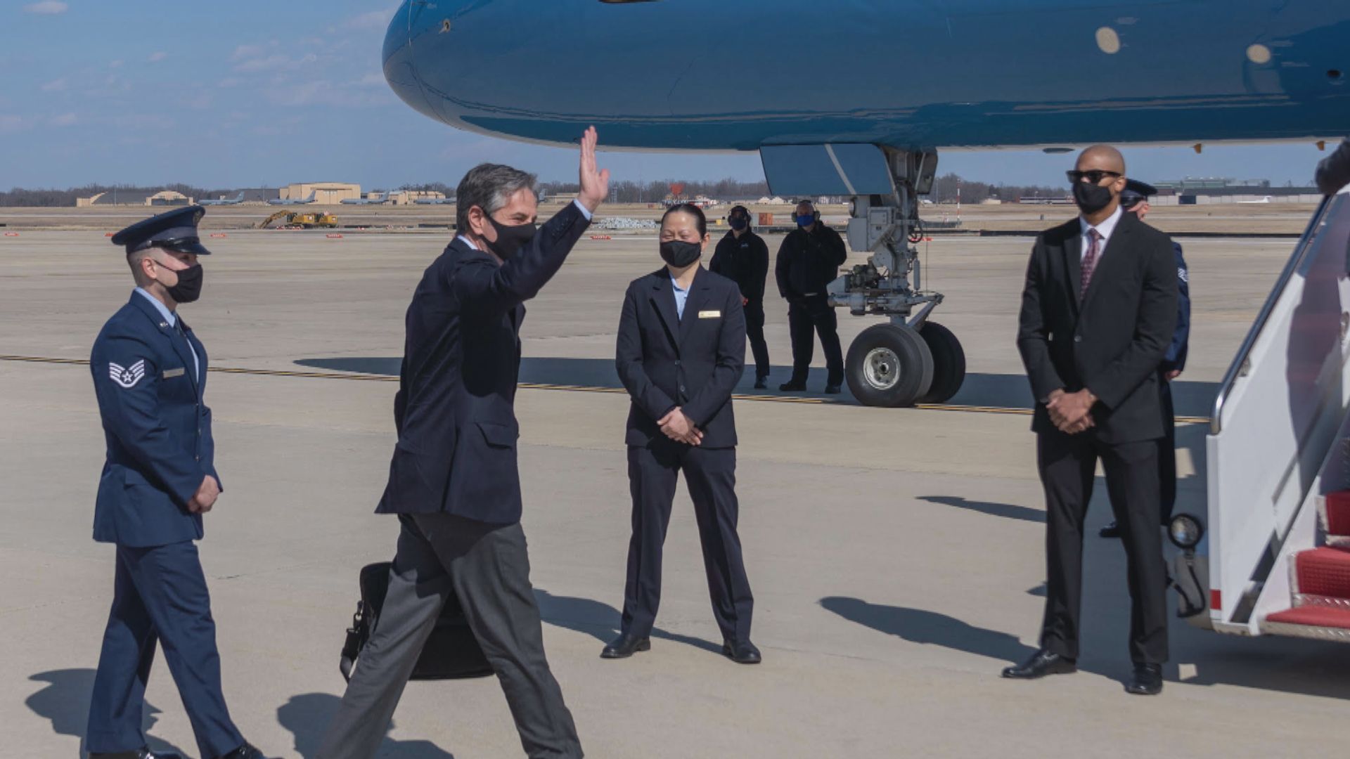 美卿及防長撰文批中國太想以脅迫達致目的