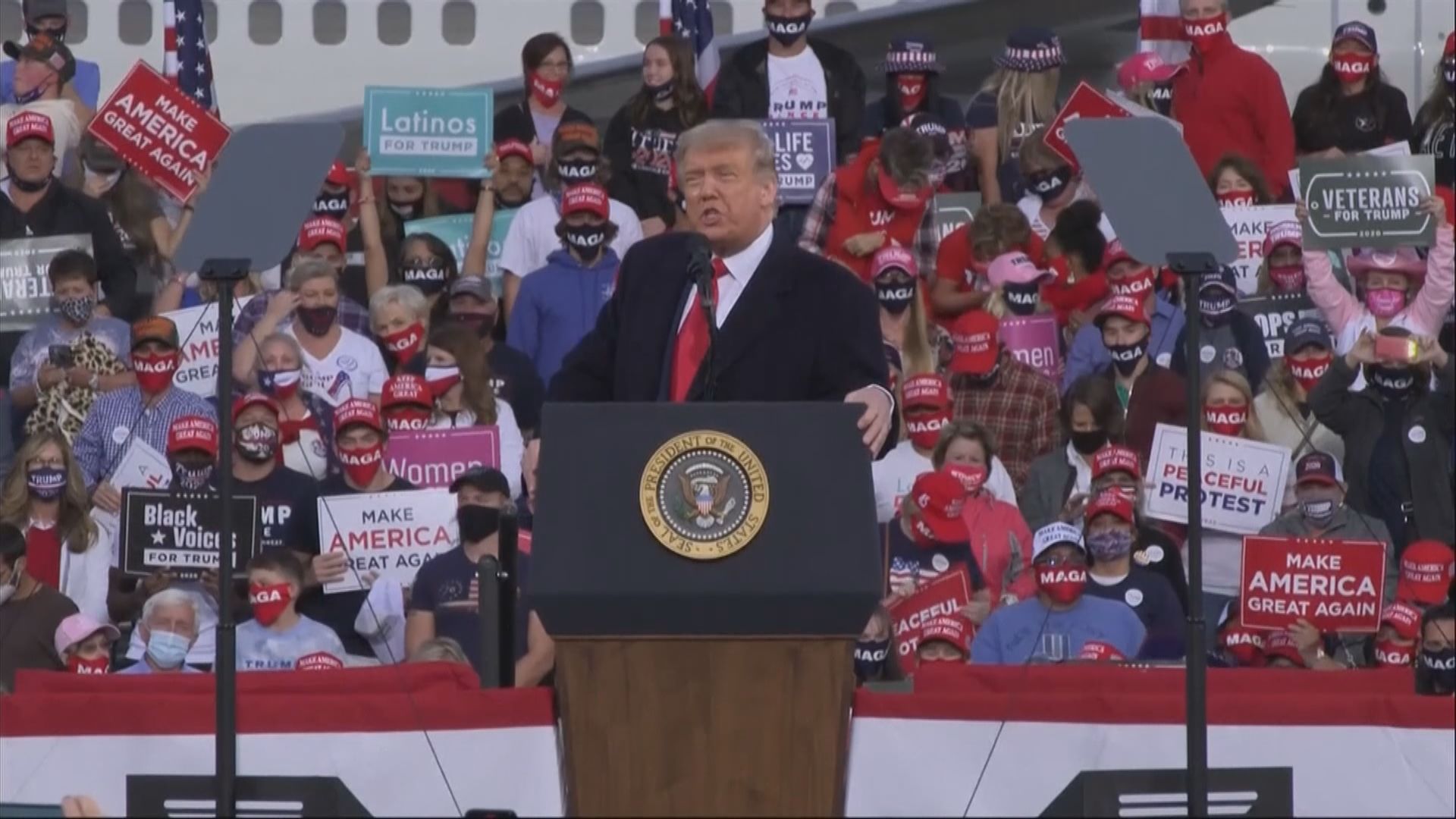 傳特朗普擬提名保守派填補最高法院大法官空缺