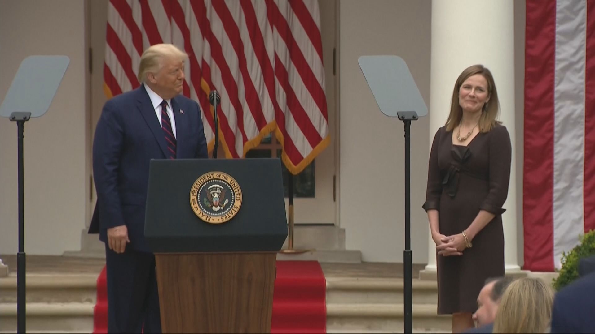 特朗普提名巴雷特出任最高法院大法官