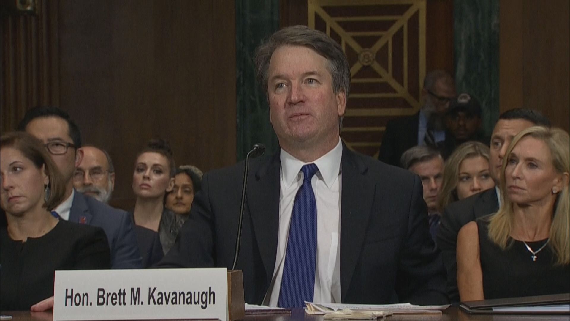 白宮據報放寬FBI對卡瓦諾性侵案調查範圍