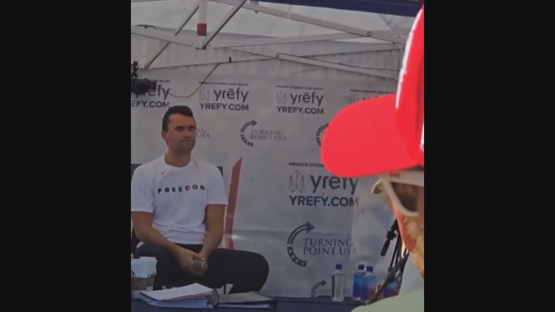 美國保守派政治評論員柯克遭槍擊身亡　特朗普下令全國下半旗誌哀並追授總統自由勳章(何泳薇報道)