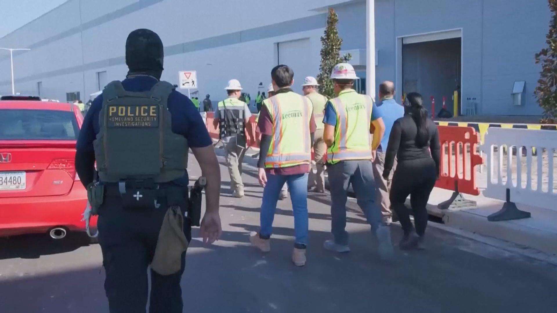 美國發放搜查佐治亞州現代汽車合資電池工廠地盤片段　南韓證實逾300南韓公民被捕　將派包機接他們回國