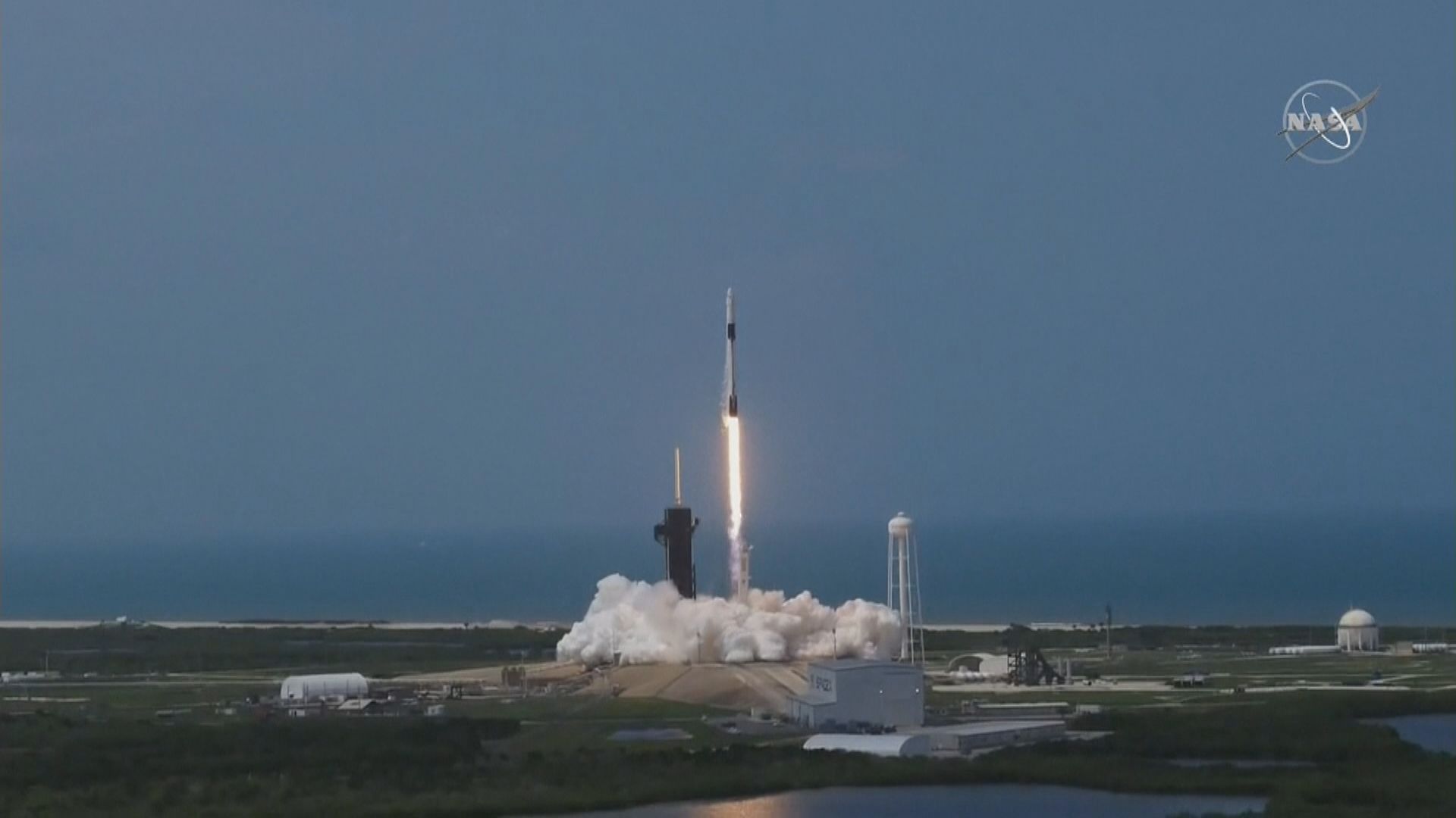 美國SpaceX「獵鷹9號」火箭順利升空