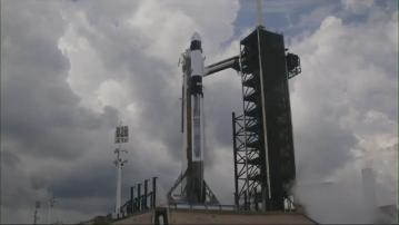 SpaceX龍飛船發射升空前往國際太空站