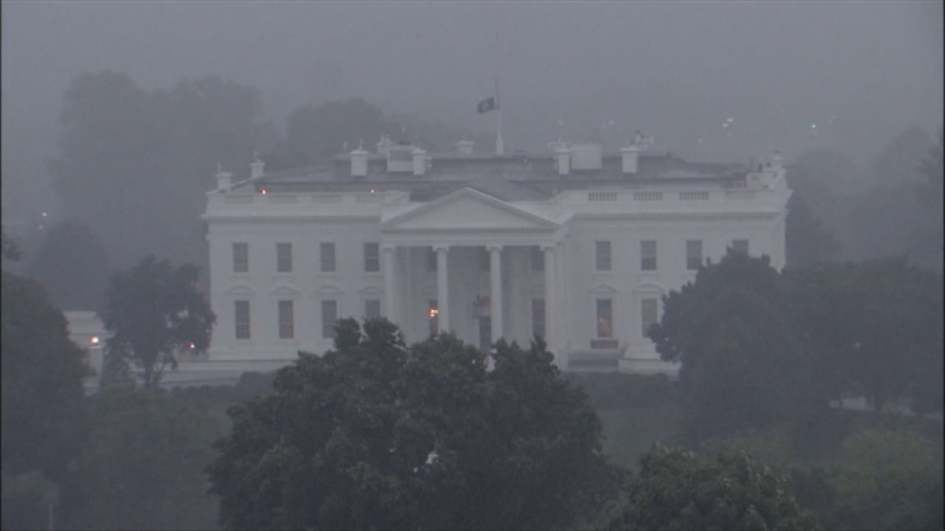 四人於白宮外遭雷電擊中　增至三人死亡