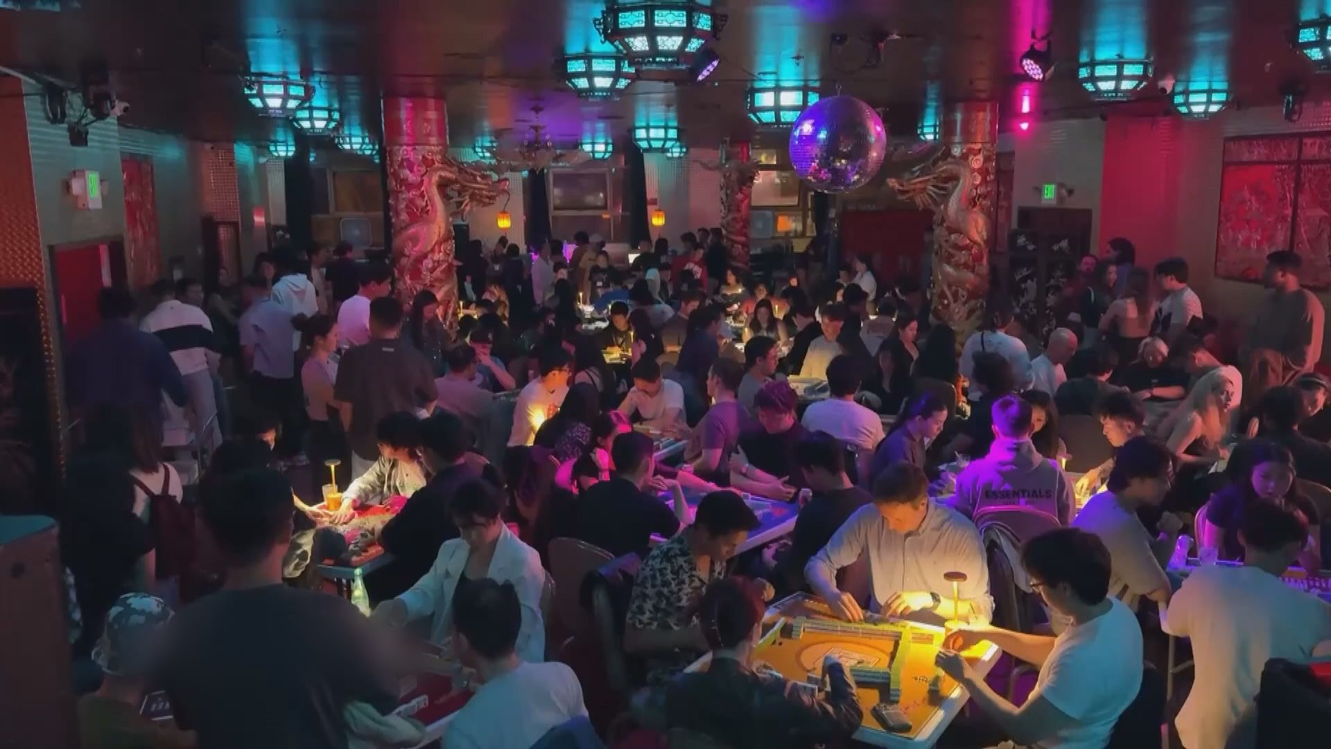 麻將夜繽紛｜三藩市掀麻將熱潮　年輕華人放下手機增加社交　帶動餐飲業