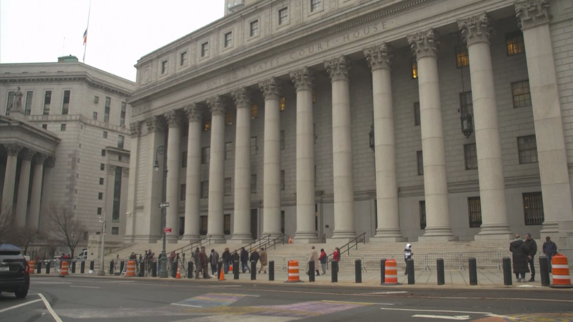 美國富豪性侵犯少女案　前女友被裁定罪成