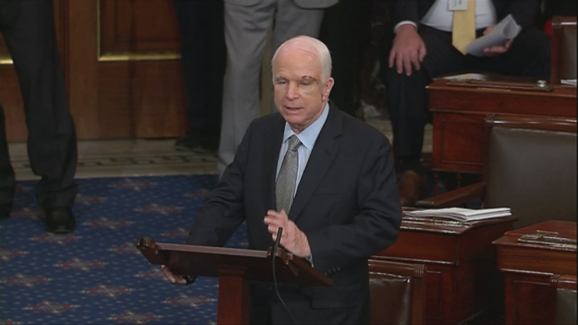 特朗普不會出席麥凱恩喪禮