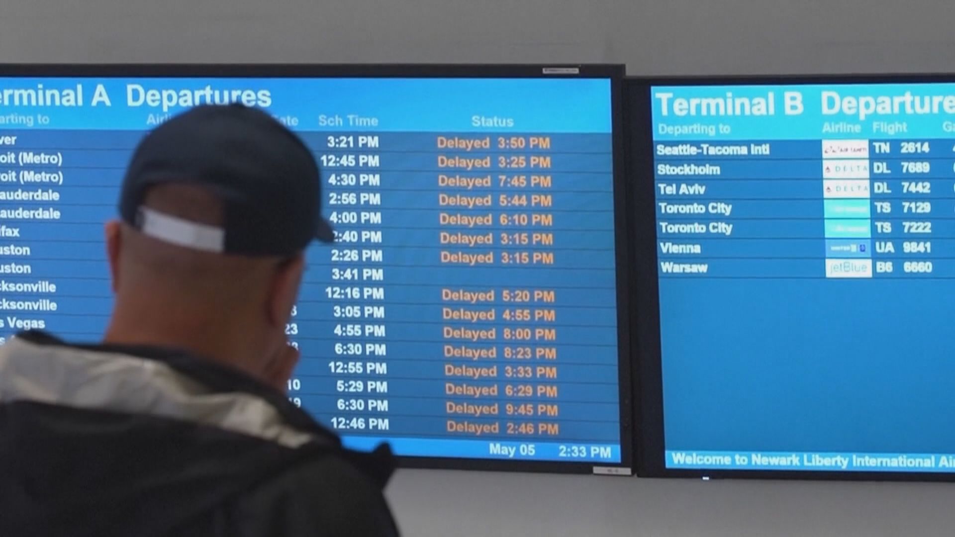 美國紐瓦克機場宣布削減航班　冀紓緩延誤情況