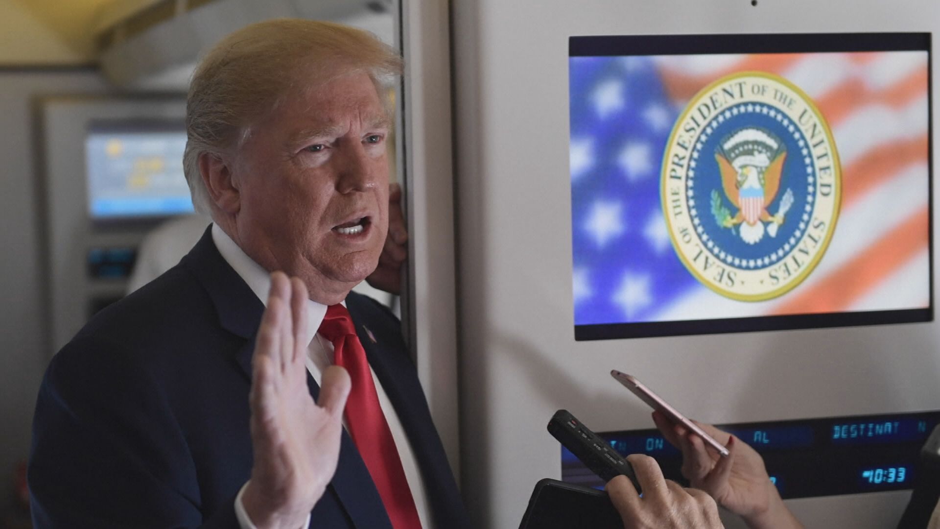 特朗普：正等待金正恩信件