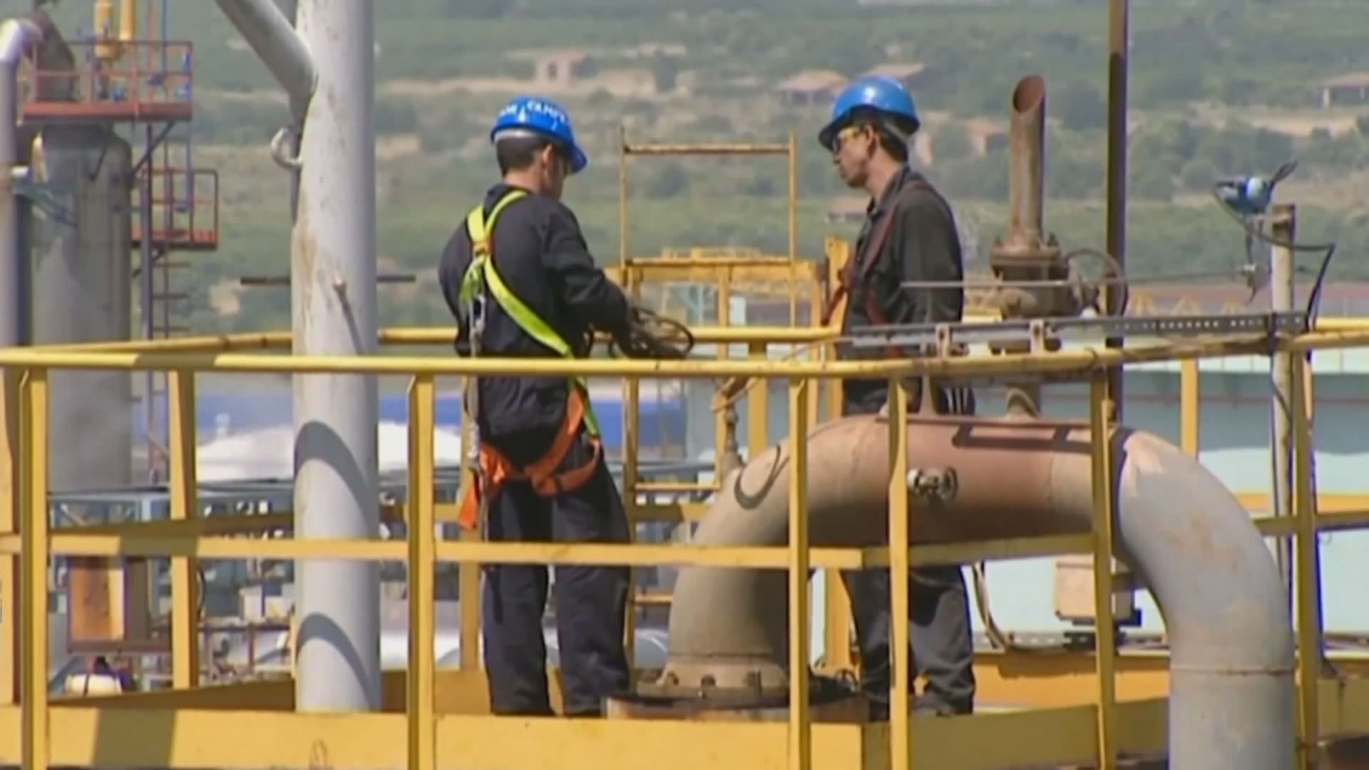 美原油庫存連增七周　紐約期油8連跌