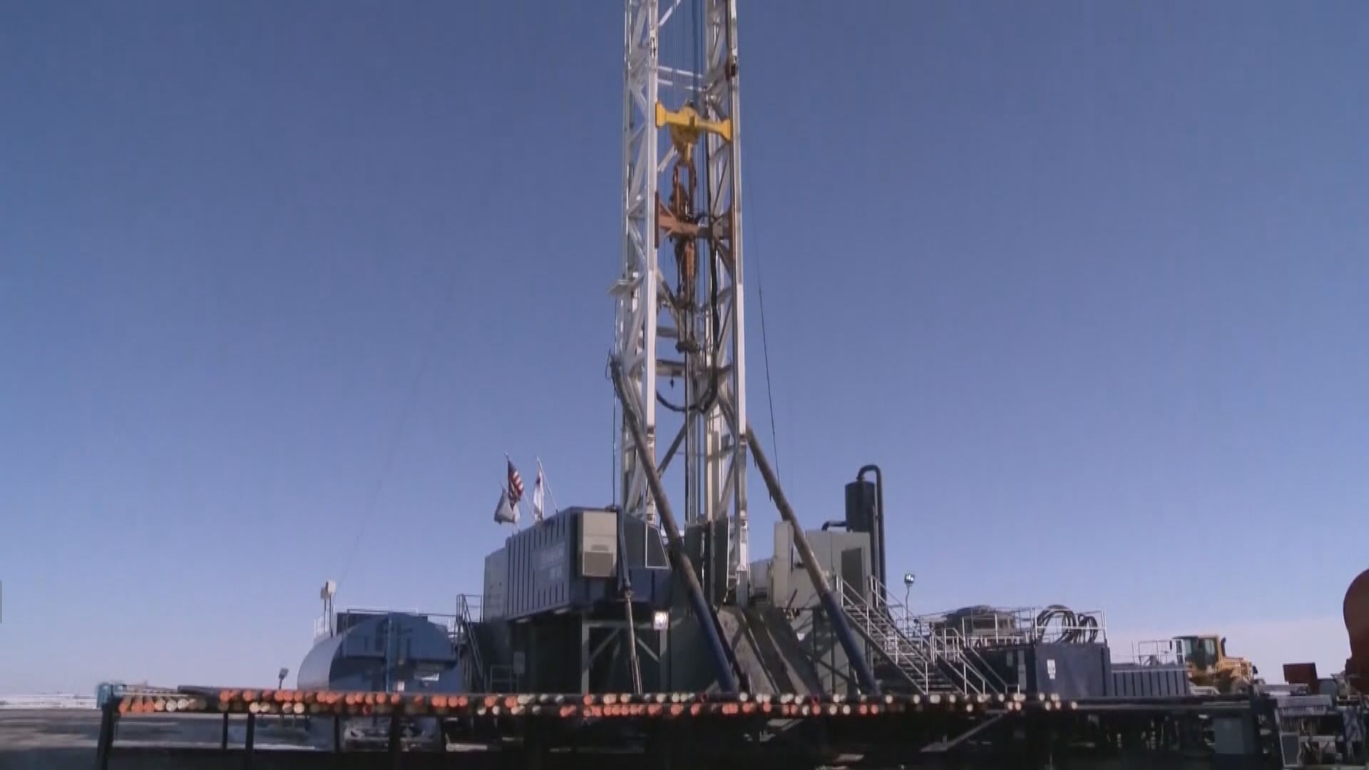 油價先升後跌　紐約期油挫逾9%因擔心減產力度不足