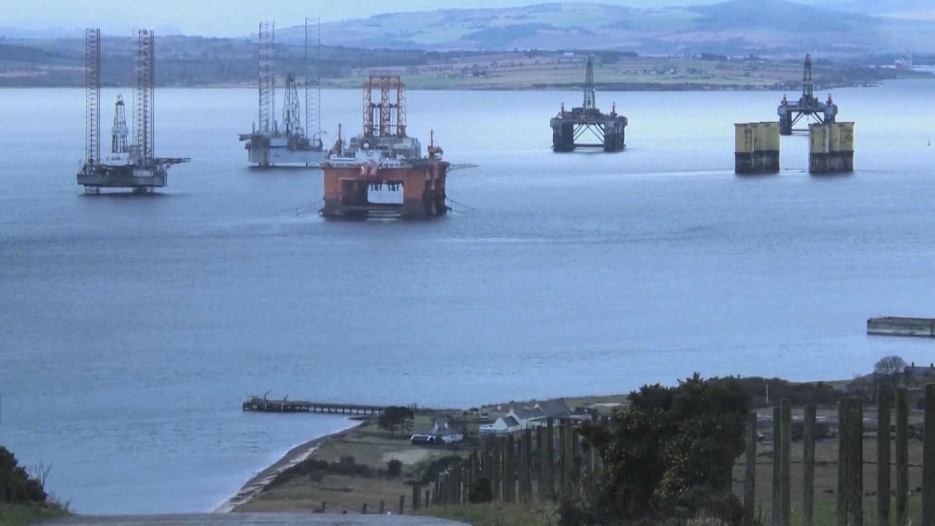 國際油價顯著上升