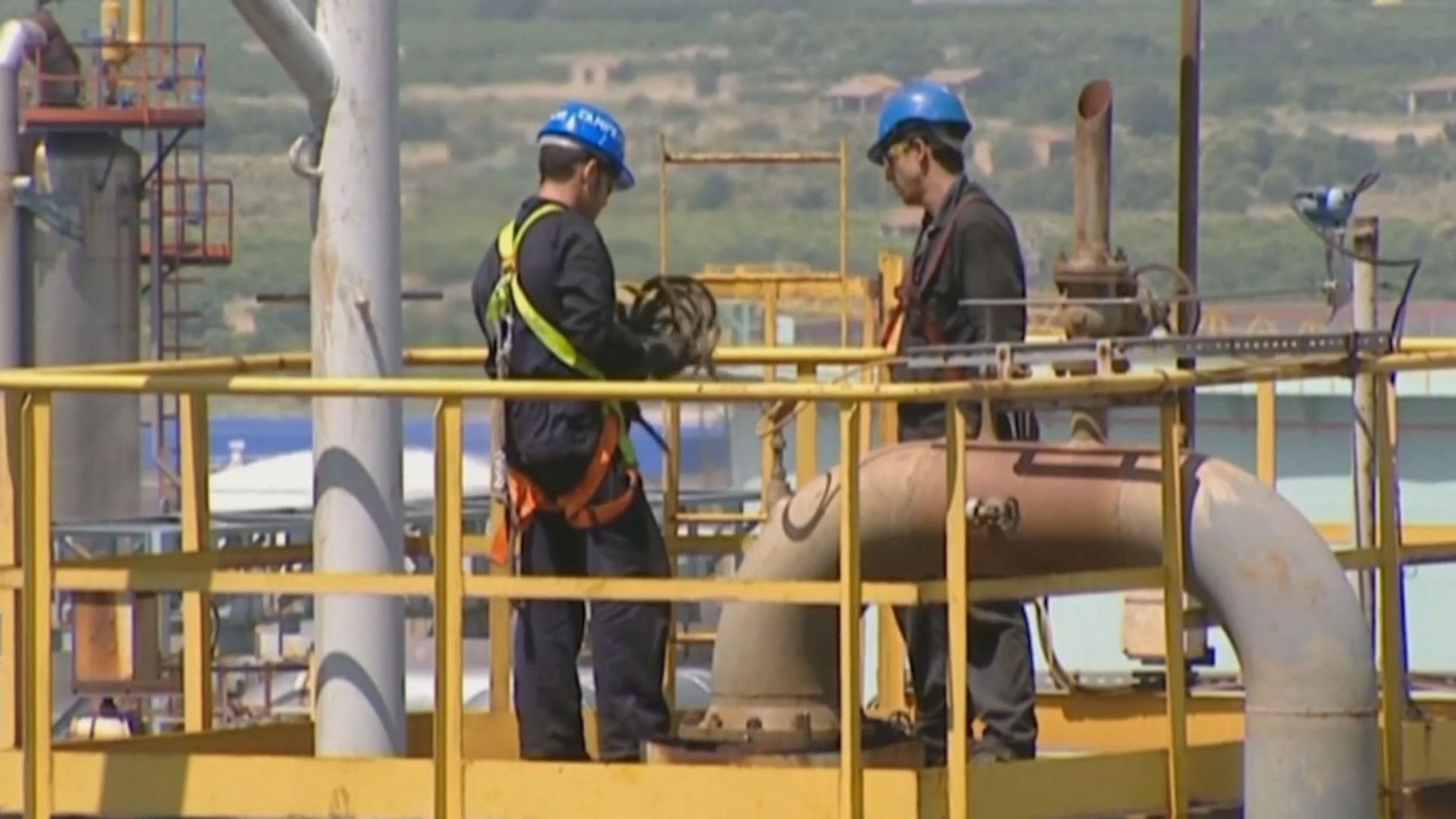 OPEC再次調低全球原油需求預測　油價曾跌逾1%