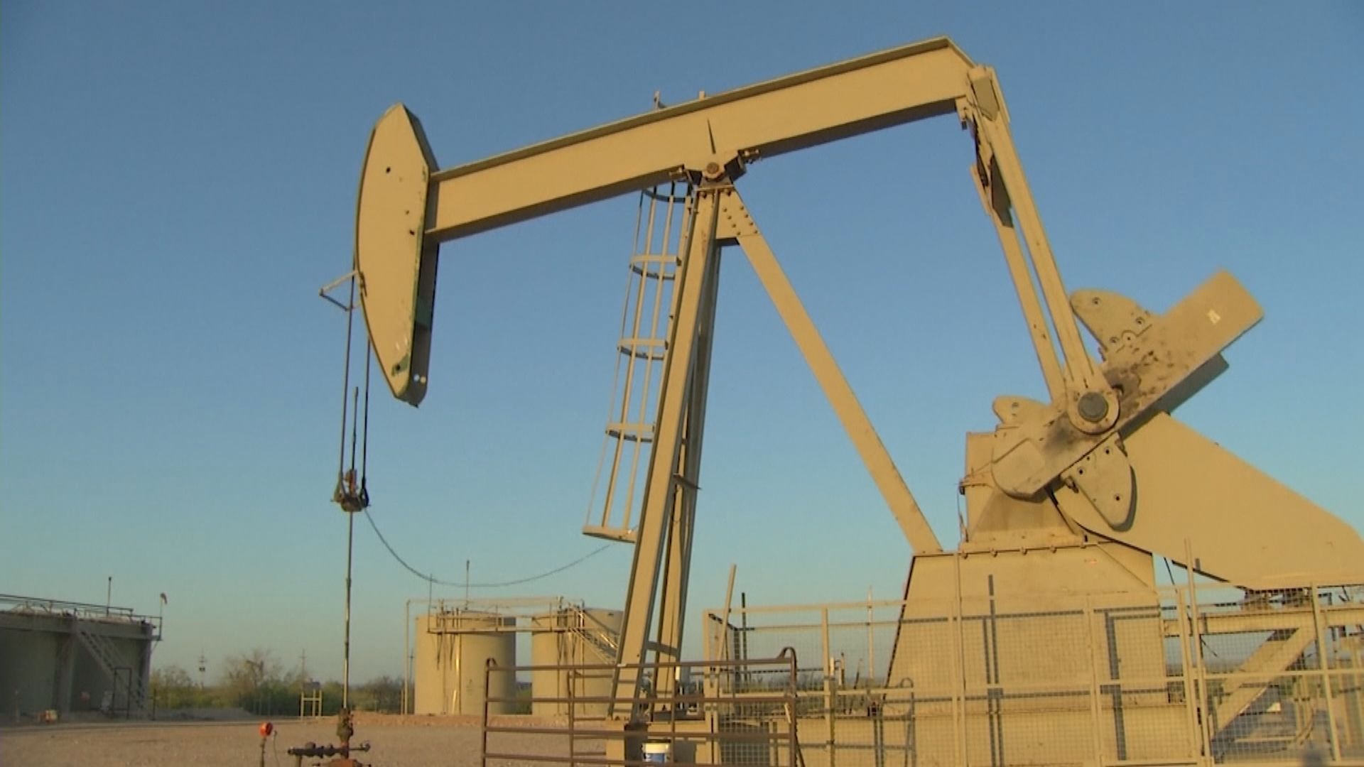 油價結束3連升　因憂疫情和墨西哥恢復部分供應