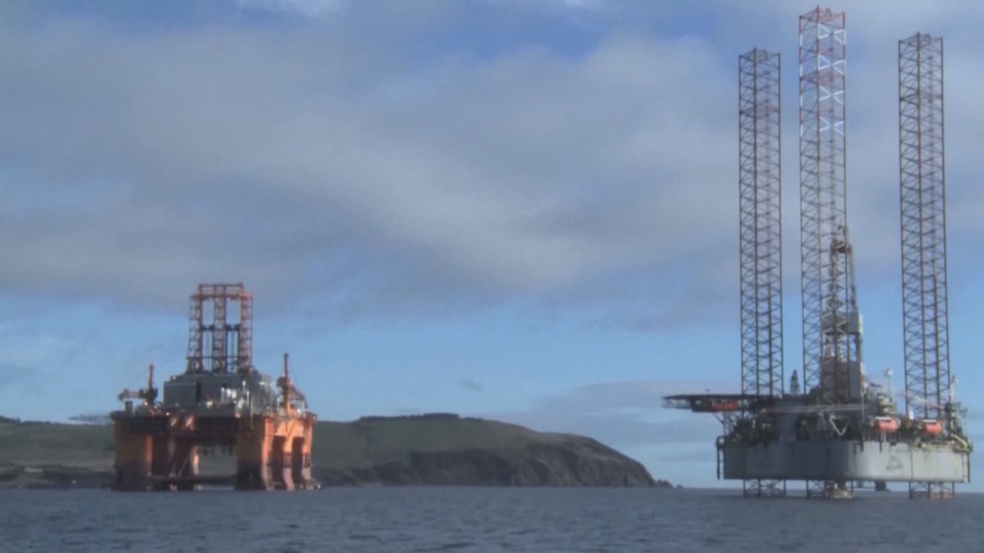 油價下跌　因美國夏季駕駛高峰期汽油需求低迷