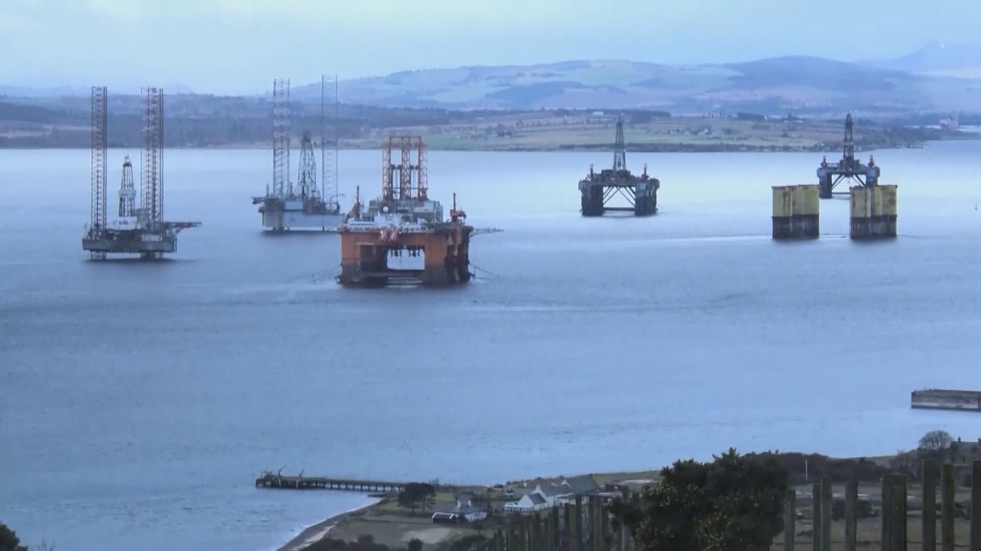 油價2連升　因美元下跌