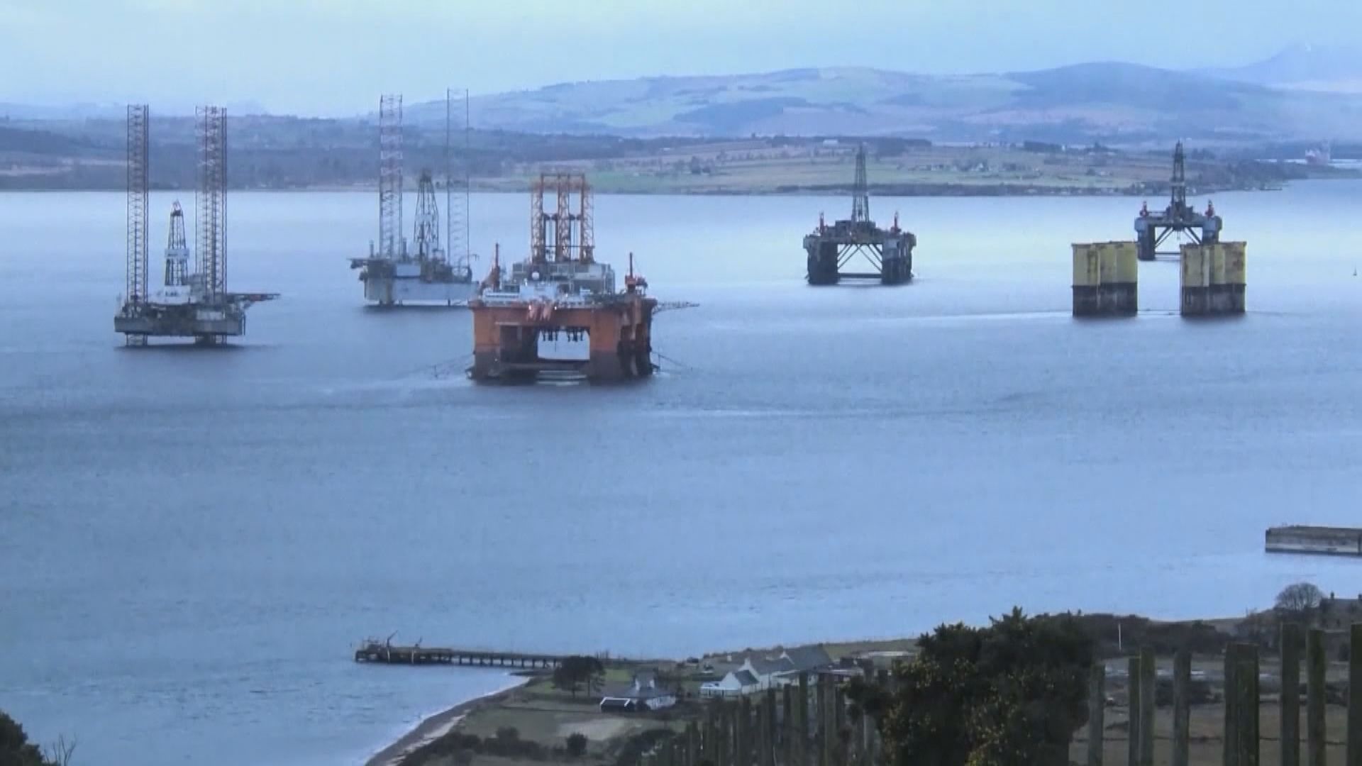 油價本周表現：紐油跌4.2% 布油跌4.1%