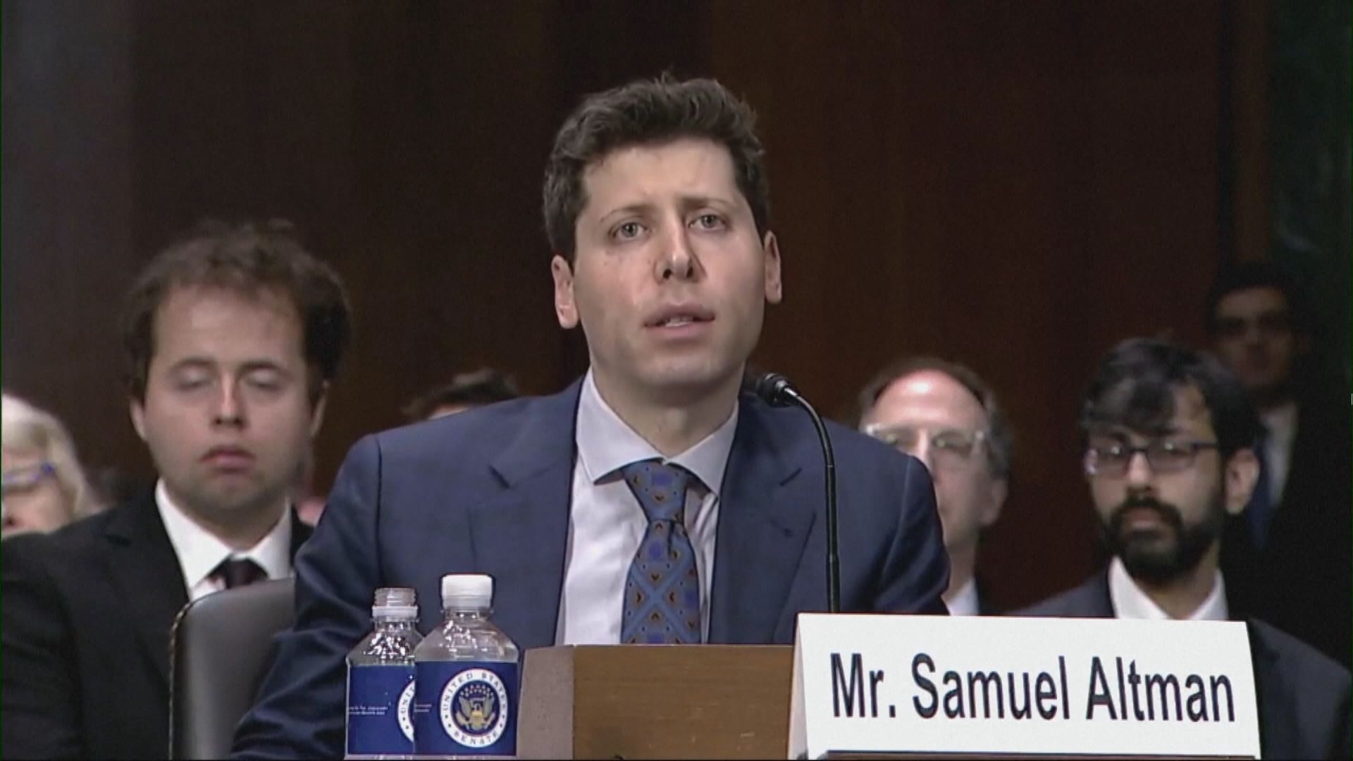 OpenAI行政總裁呼籲政府加強監管人工智能技術