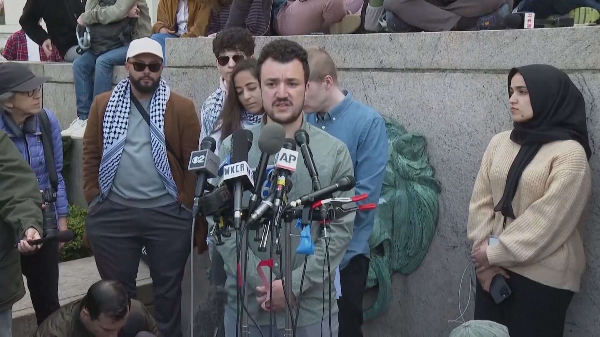 哥倫比亞大學聲援巴人示威學生領袖被捕　當局證依特朗普行政命令拘哈利勒