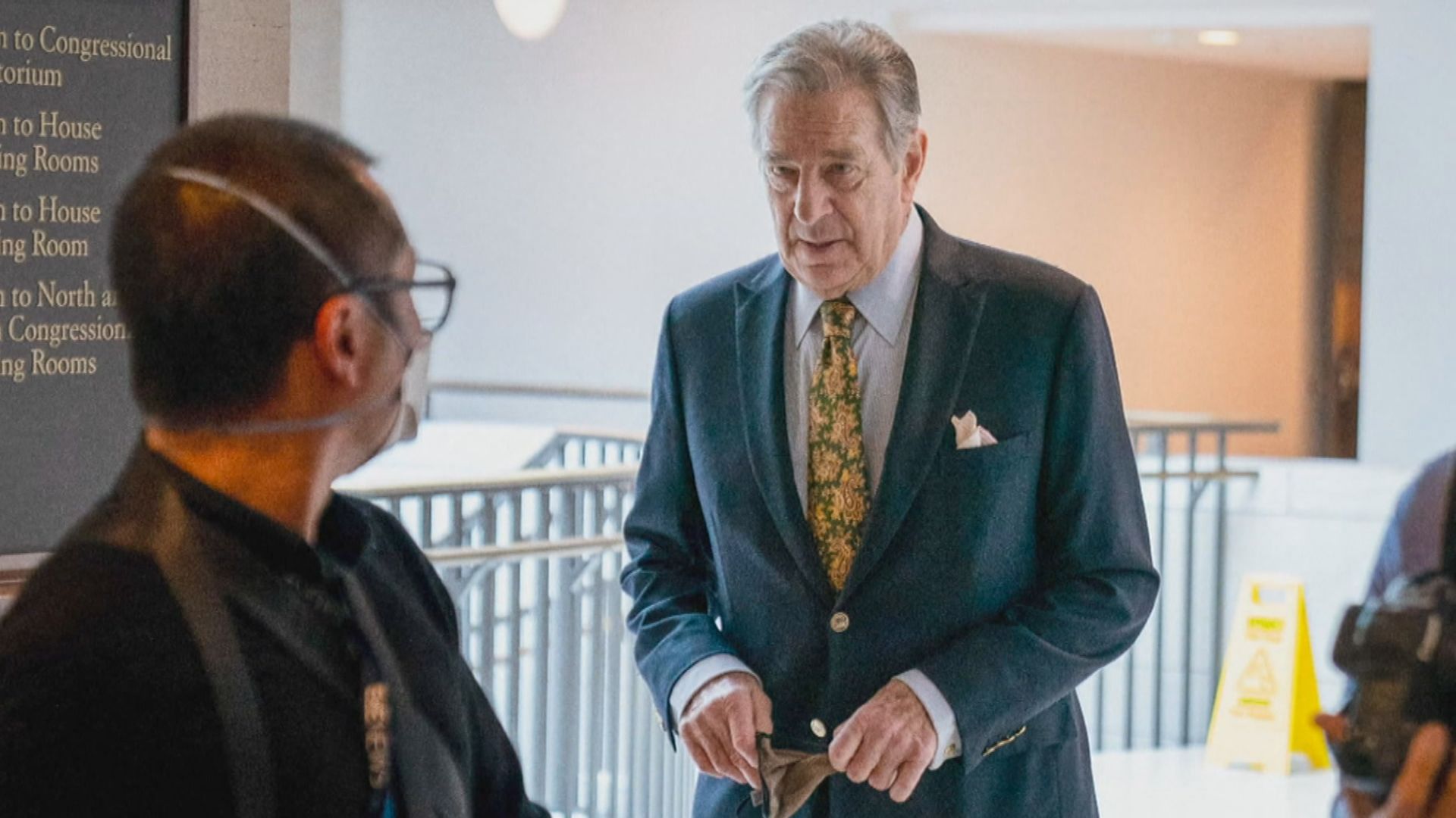 佩洛西丈夫寓所遇襲　襲擊者曾大叫「佩洛西在哪」