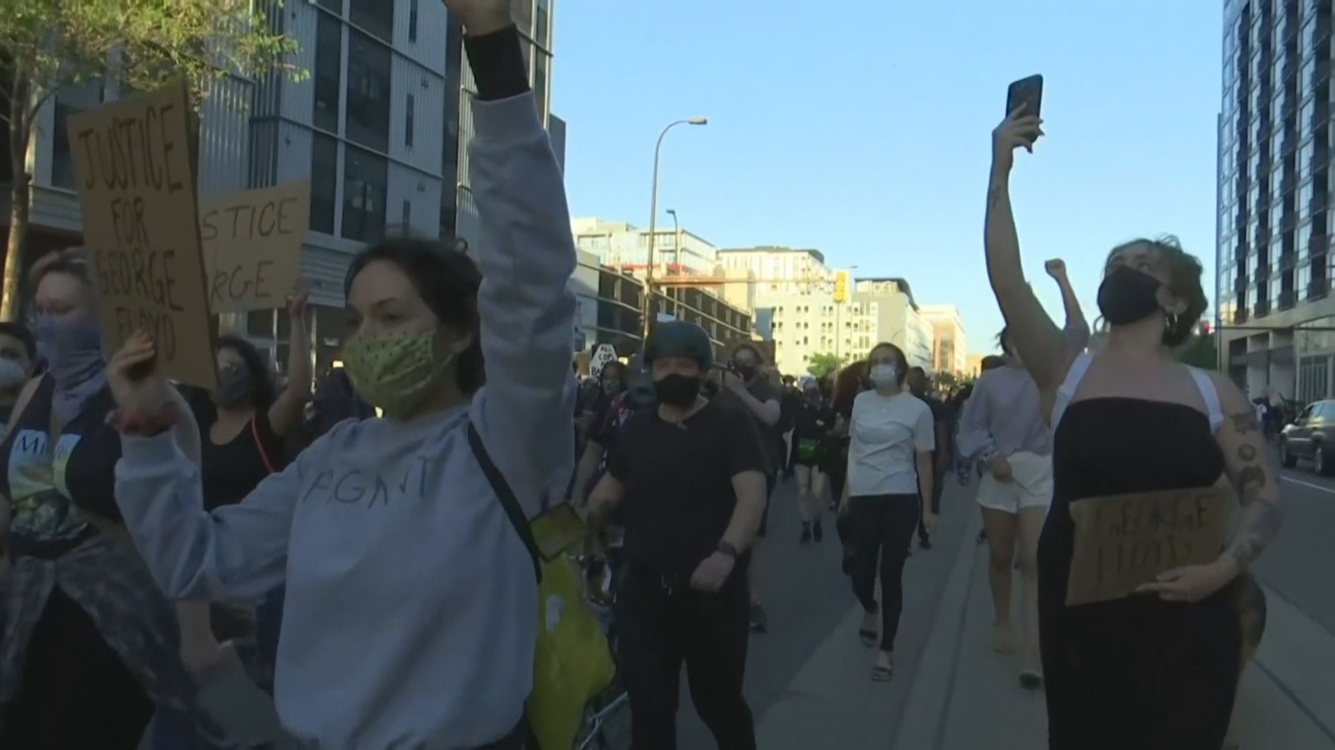 抗議警員過度使用武力示威在全美蔓延