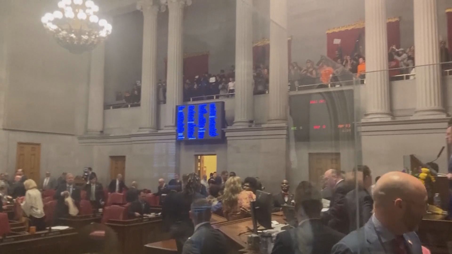 田納西州兩名眾議員因參與示威要求管制槍械被逐出議會