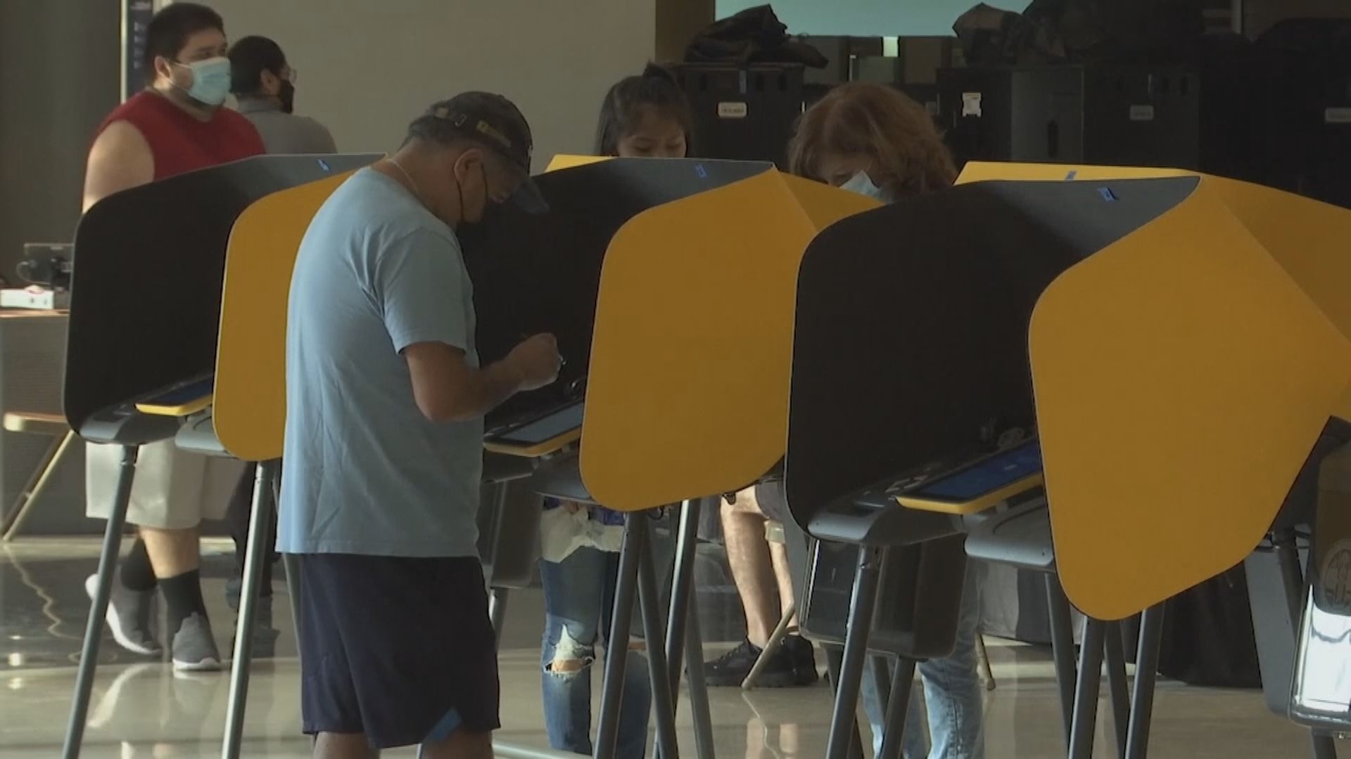 全美已有近億選民提早投票　相當上屆投票總數七成