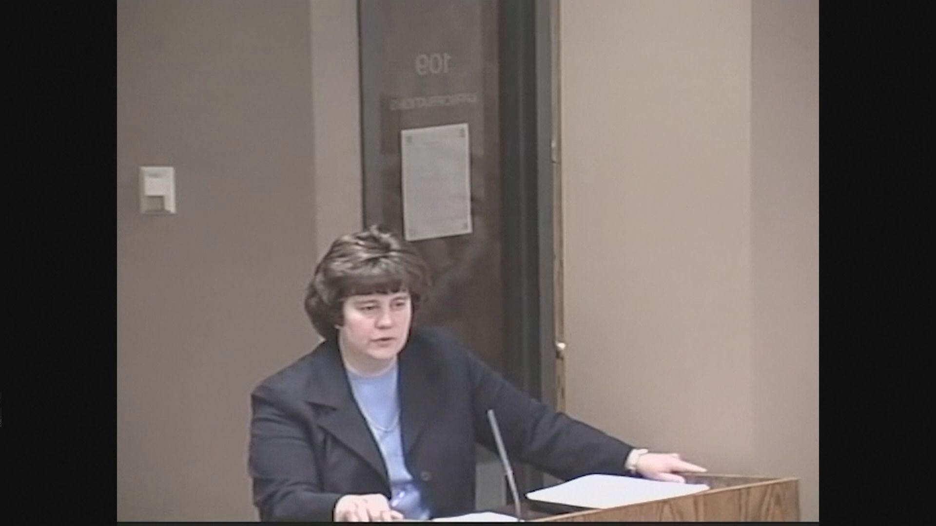 特聘資深檢察官米切爾提問卡瓦諾避非議