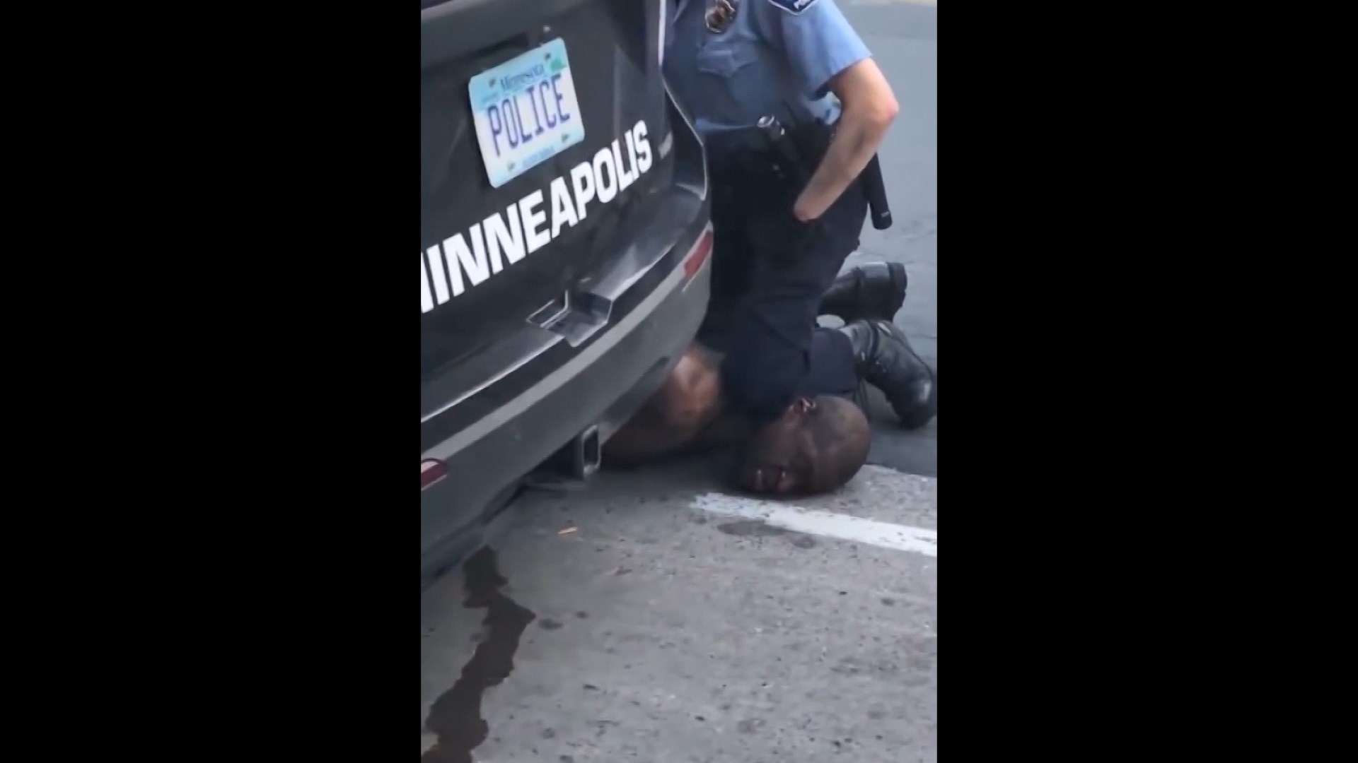 美黑人疑跪頸致死案四警全被起訴　檢察部門否認受公眾壓力影響