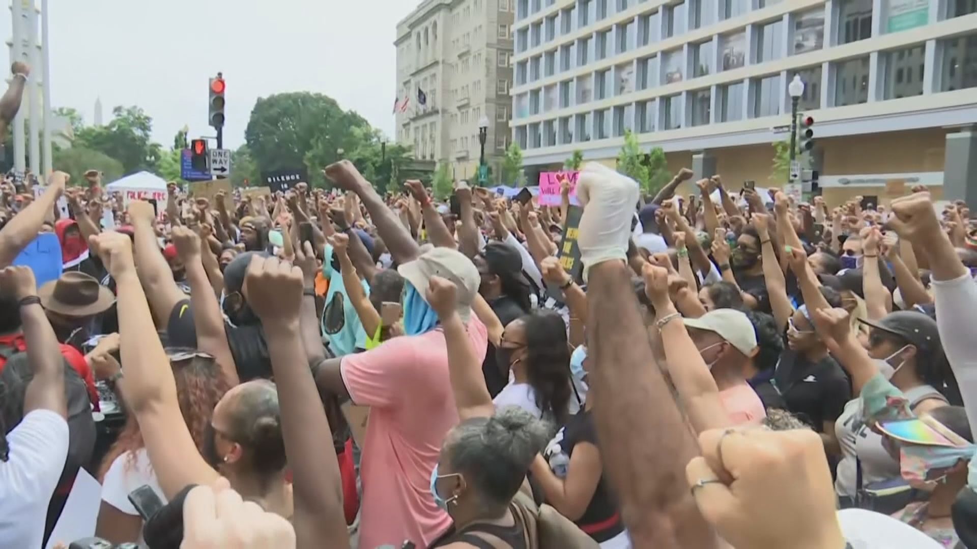 美國多地續有示威抗議弗洛伊德死亡事件