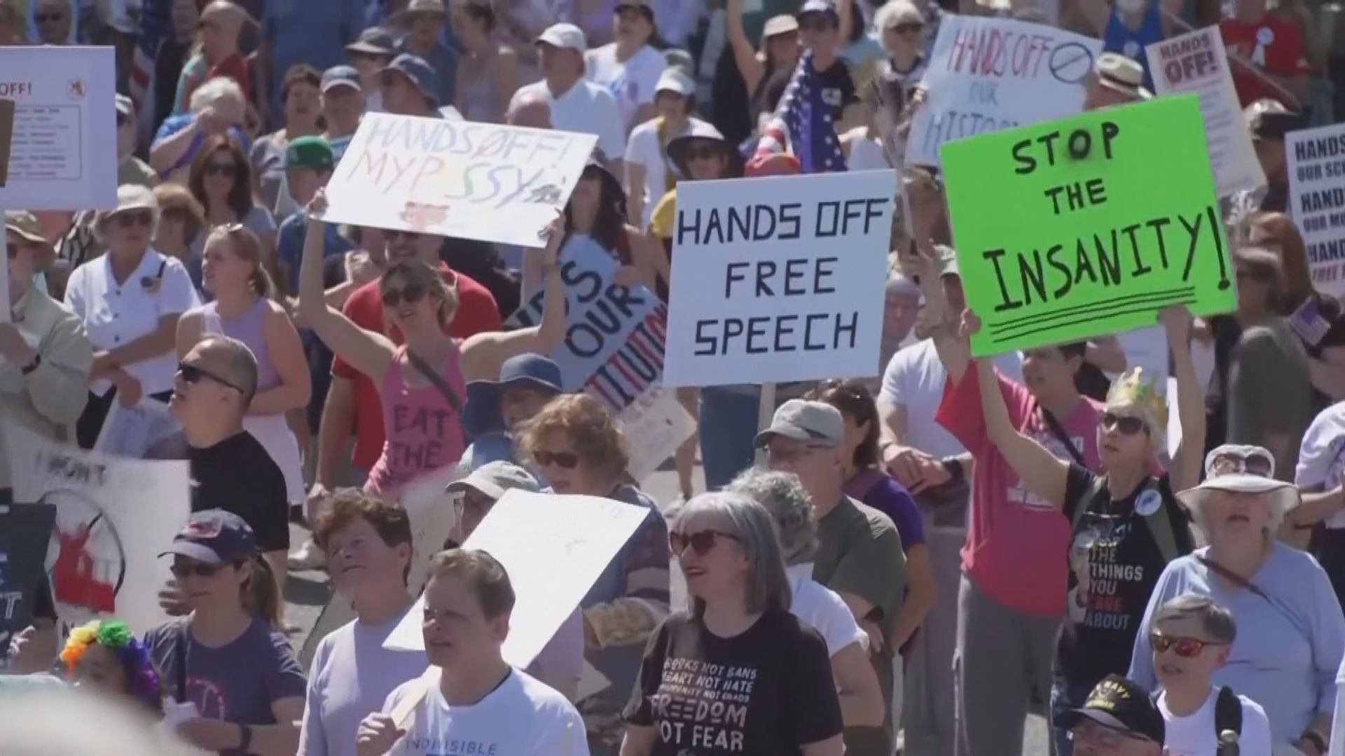 美國多處示威抗議特朗普施政