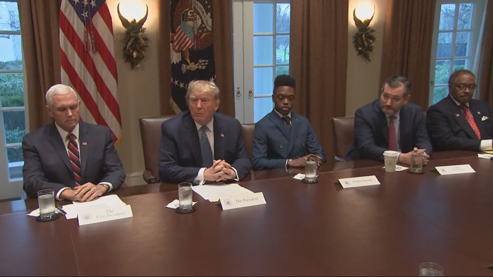 特朗普斥司法部內部監察報告企圖推翻政府