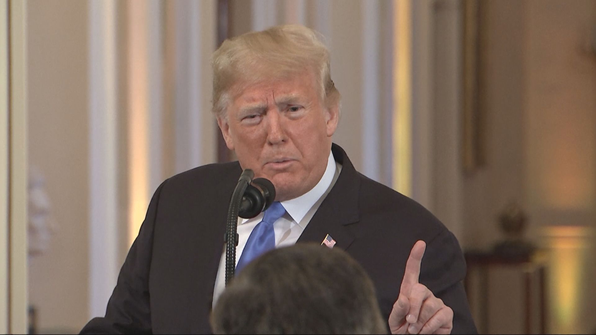 特朗普與CNN記者激烈交鋒