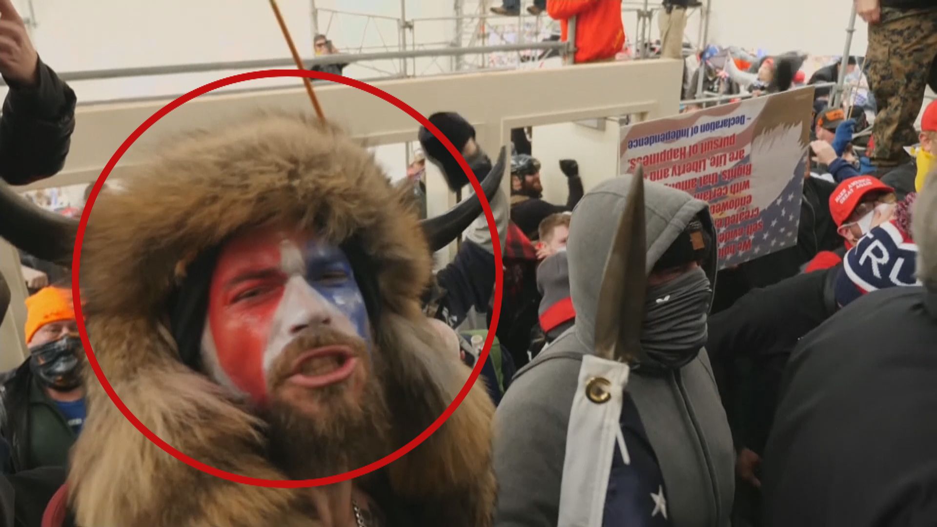 涉衝擊美國國會　「匿名者Q薩滿」判囚41個月