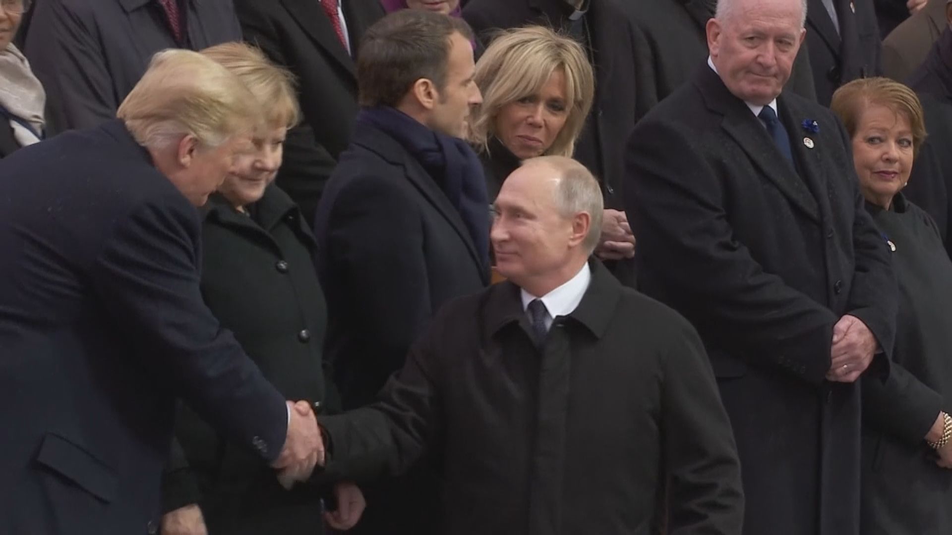 普京稱在儀式上跟特朗普交談