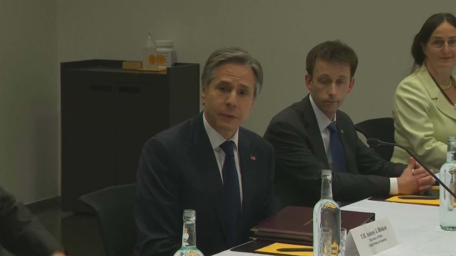 美俄外長於冰島會晤