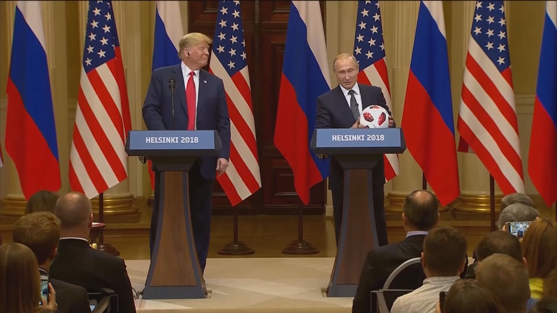 特朗普受訪稱已與普京通電話　克宮：不能證實或否認